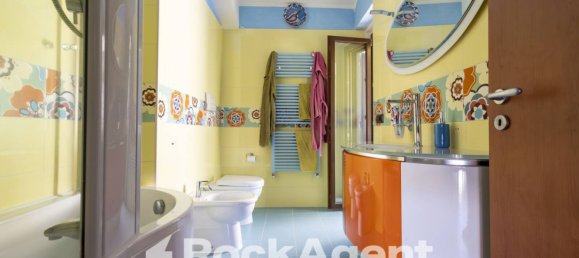 3 Schlafzimmer Villa in Catanzaro, Italy, Nr. 291283 10