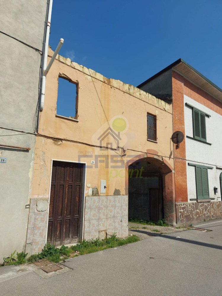 Estudio en Corno Giovine, Italy No. 5956