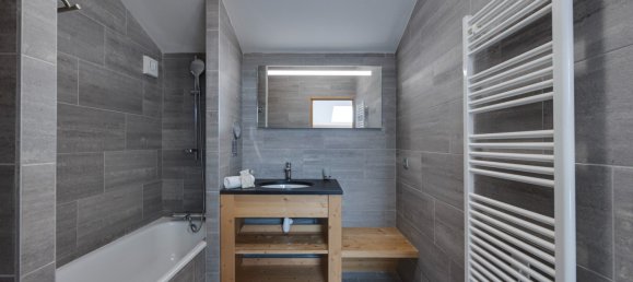 3 bedrooms Apartment in Tignes, France No. 1191 2