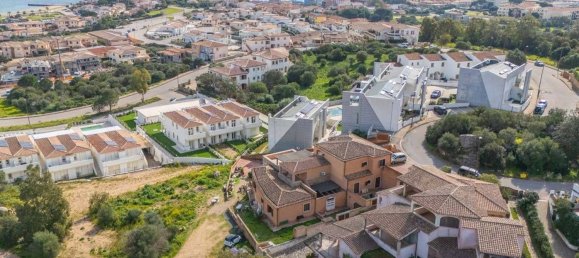 3غرفة شقة في Arzachena, Italy رقم 81480 28