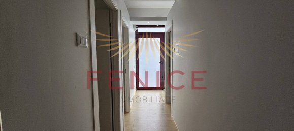 2 rooms Office in Montebelluna, Italy No. 323407 6