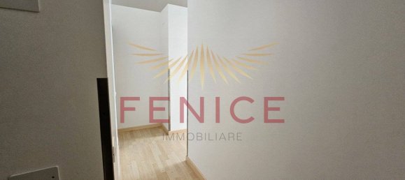 2 rooms Office in Montebelluna, Italy No. 323407 4