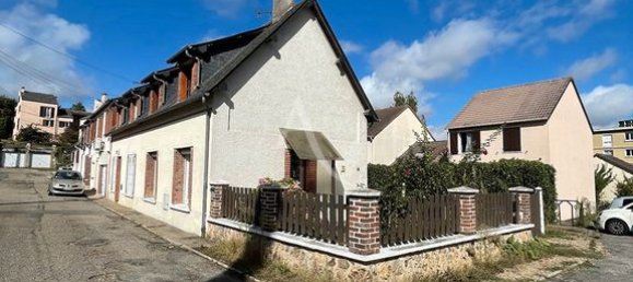2 bedrooms House in Evreux, France No. 359971 11