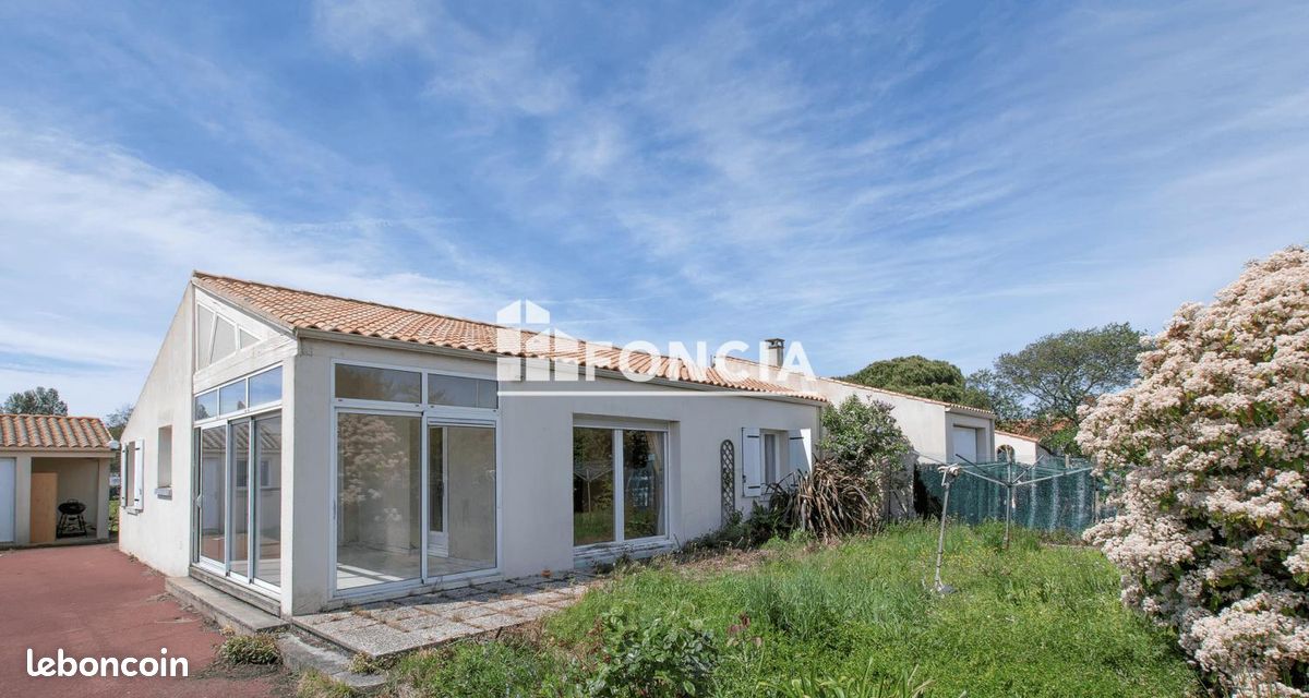 2 bedrooms House in Saint-Georges-d'Oleron, France No. 112587