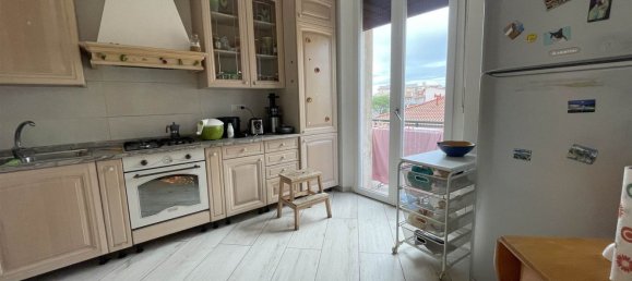 4-salle Appartement à Livorno, Italy No. 225466 27