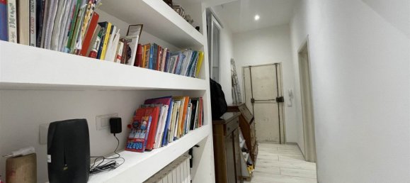 4-salle Appartement à Livorno, Italy No. 225466 26