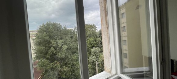 4-salle Appartement à Livorno, Italy No. 225466 31