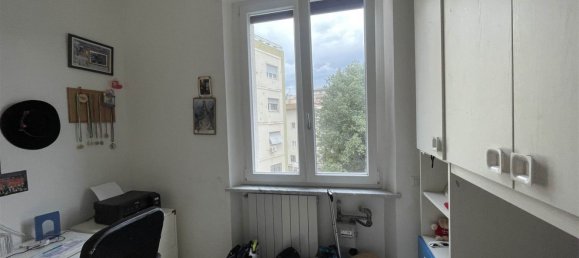 4-salle Appartement à Livorno, Italy No. 225466 32