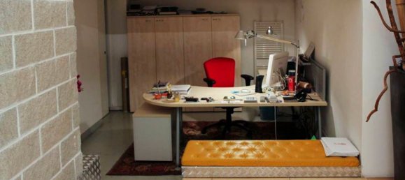 181m² Commercial property in Milan, Italy No. 246990 16