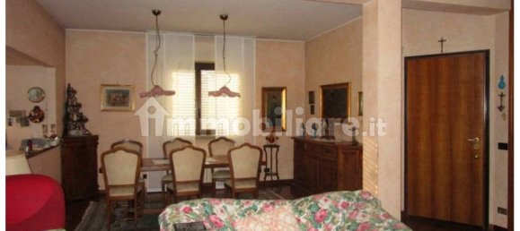 2 bedrooms Apartment in Milan, Italy No. 337823 4