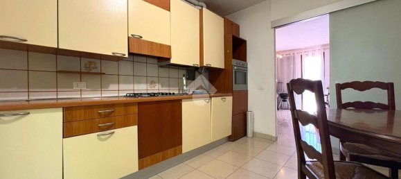 3 rooms Apartment in Nervesa della Battaglia, Italy No. 283403 8