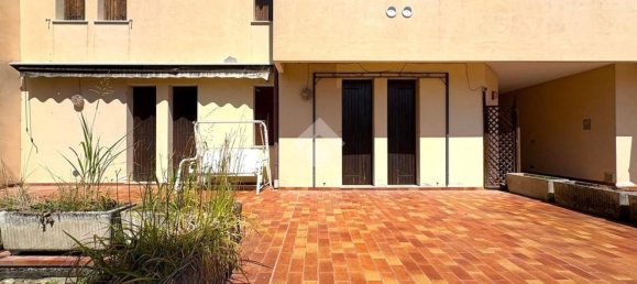 3 rooms Apartment in Nervesa della Battaglia, Italy No. 283403 7