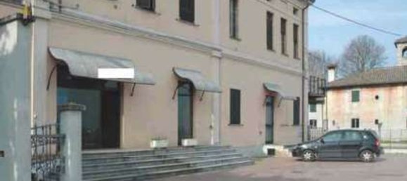 4 rooms Apartment in Besenzone, Italy No. 98454 10