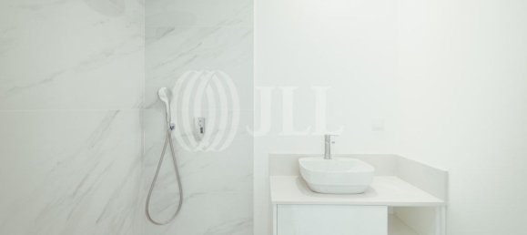 4 bedrooms House in Funchal, Portugal No. 125007 9