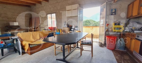 5 rooms Apartment in Palermo, Italy No. 33545 16