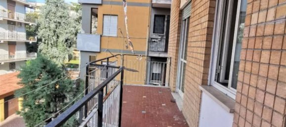 2 bedrooms Apartment in Caserta, Italy No. 93610 10