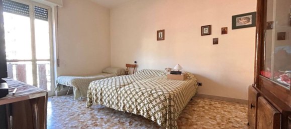 2 bedrooms Apartment in Caserta, Italy No. 93610 16