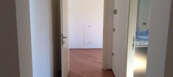 2 bedrooms Apartment in Adria, Italy No. 225415 4