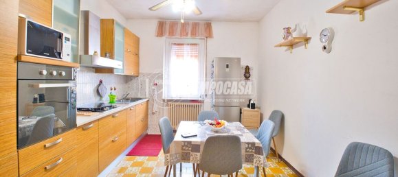 5 chambres Duplex à Borgo Vercelli, Italy No. 379693 4