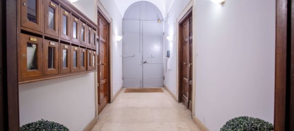 3 bedrooms Apartment in Rome, Italy No. 220992 36