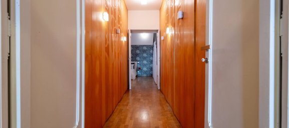 3 bedrooms Apartment in Rome, Italy No. 220992 10