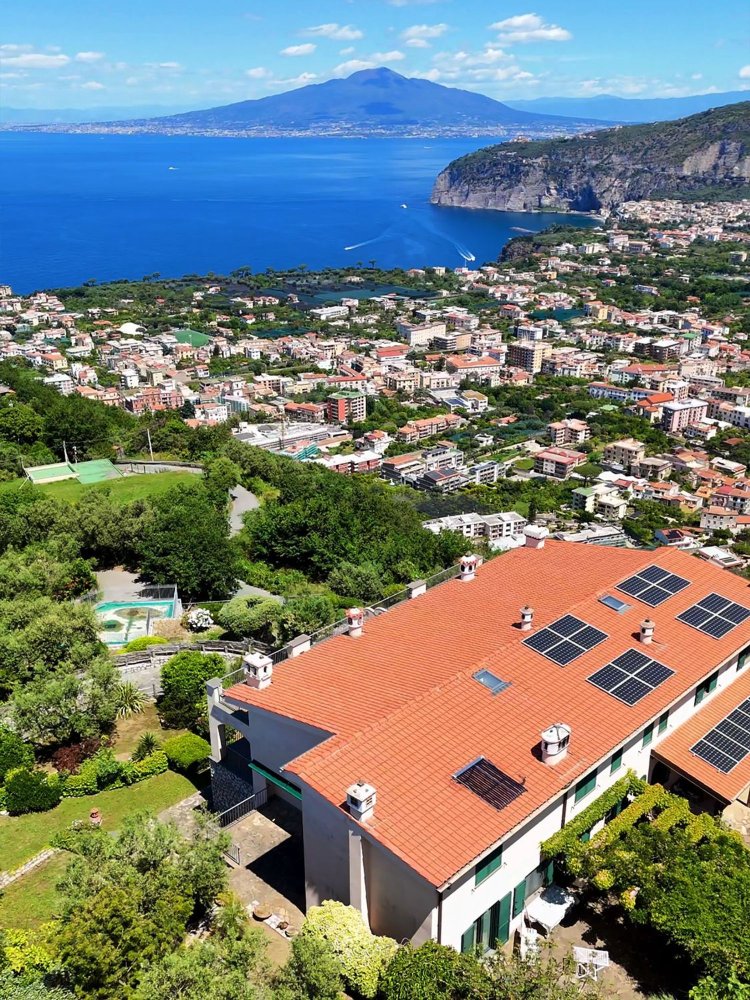 9 chambres Maison à Sorrento, Italy No. 336328