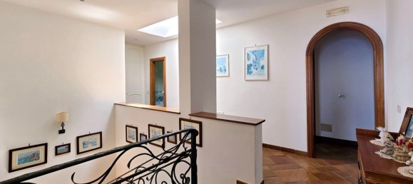 9 chambres Maison à Sorrento, Italy No. 336328 22