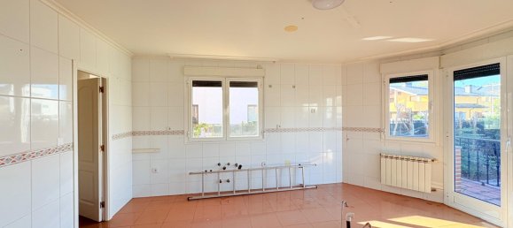 5 Schlafzimmer Haus in Leon, Spain, Nr. 86793 3