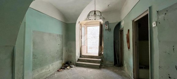 2-Zimmer Haus in Santeramo in Colle, Italy, Nr. 18021 2