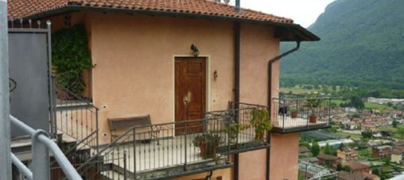 Villa de 4 habitaciónes en Porlezza, Italy No. 3261 17