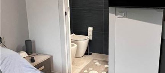 2 bedrooms Apartment in Venice, Italy No. 329049 10