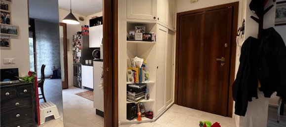 2 bedrooms Apartment in Venice, Italy No. 329049 3