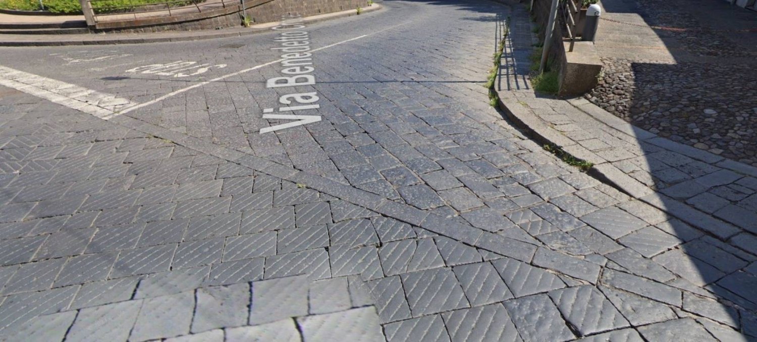 1-Zimmer Gewerbliche Immobilie in Giarre, Italy, Nr. 322818