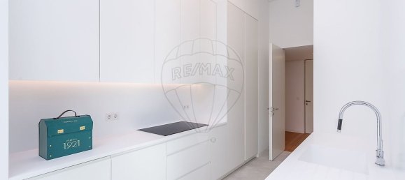 3 bedrooms Apartment in Lisbon, Portugal No. 127966 11