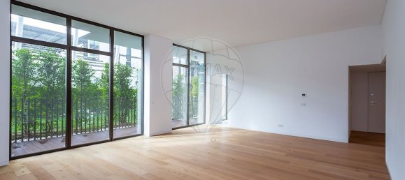 3 bedrooms Apartment in Lisbon, Portugal No. 127966 17