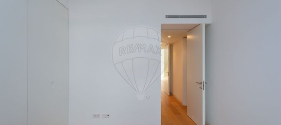 3 bedrooms Apartment in Lisbon, Portugal No. 127966 34