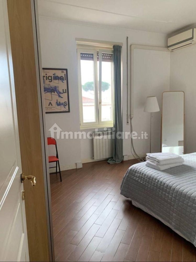 2 bedrooms Apartment in Rome, Italy No. 392896