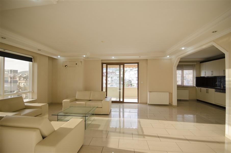 Apartamento de 4 habitaciónes en Alanya, Turkey No. 46546