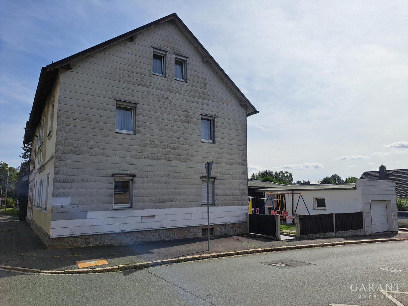 Таунхаус с 6 комнатами в Хоф, Германия № 119089