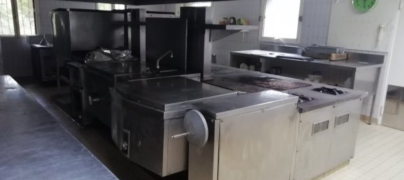 Imóvel comercial em Trainou, France 1200 m² N.º 88161 11