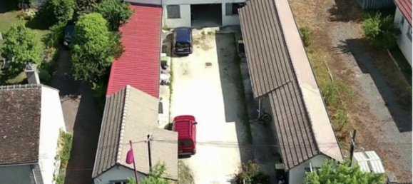 240m² Building in Dordives, France No. 50179 4