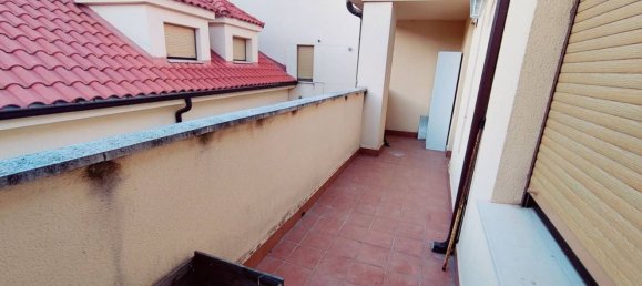 Apartamento de 2 dormitorios en Burgos, Spain No. 72010 31