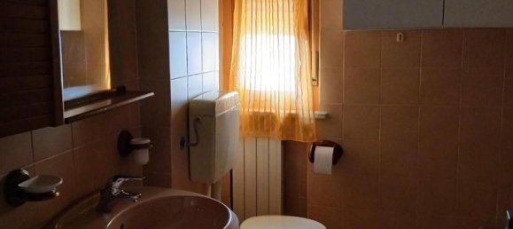 5 bedrooms Apartment in Massa, Italy No. 342710 10