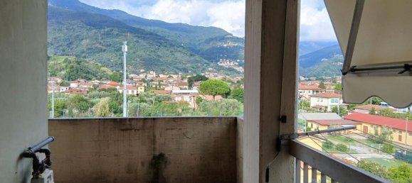 5 bedrooms Apartment in Massa, Italy No. 342710 11