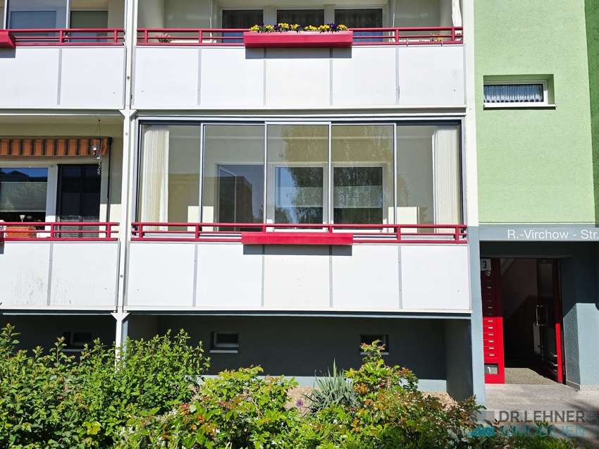 3-salle Appartement à Neubrandenburg, Germany No. 274076