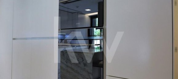 Studio in Lisbon, Portugal No. 89300 40