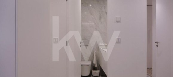 Studio in Lisbon, Portugal No. 89300 42