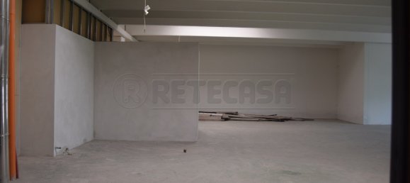 250m² Warehouse in Malo, Italy No. 63497 3