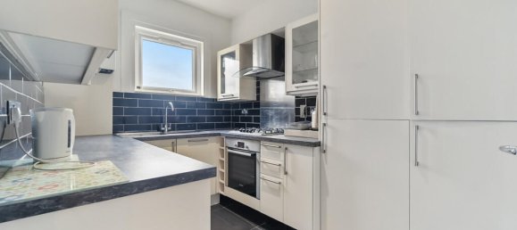 2 bedrooms Apartment in London, United Kingdom No. 7688 3