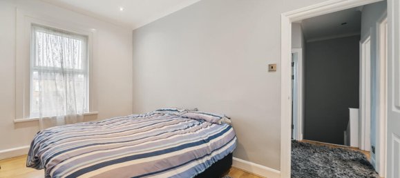 2 bedrooms Apartment in London, United Kingdom No. 7688 5